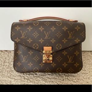 Louis Vuitton Pochette Metis